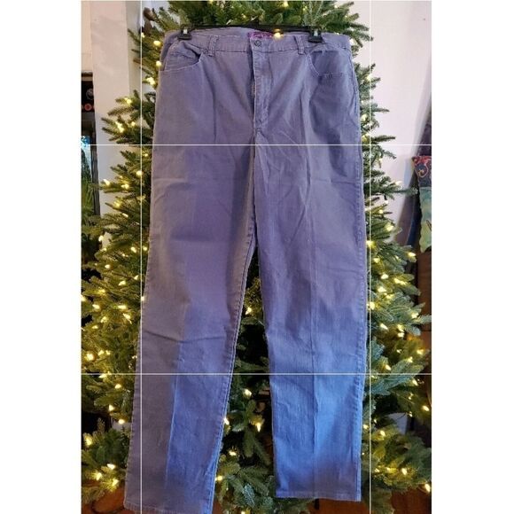 Gray Jeans  - Picture 6 of 8